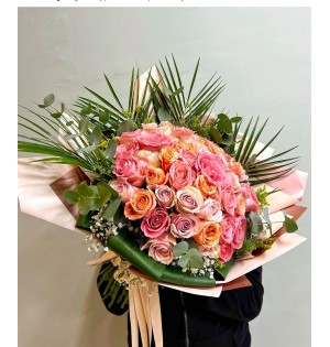 41 adet renkli gül özel tasarım 